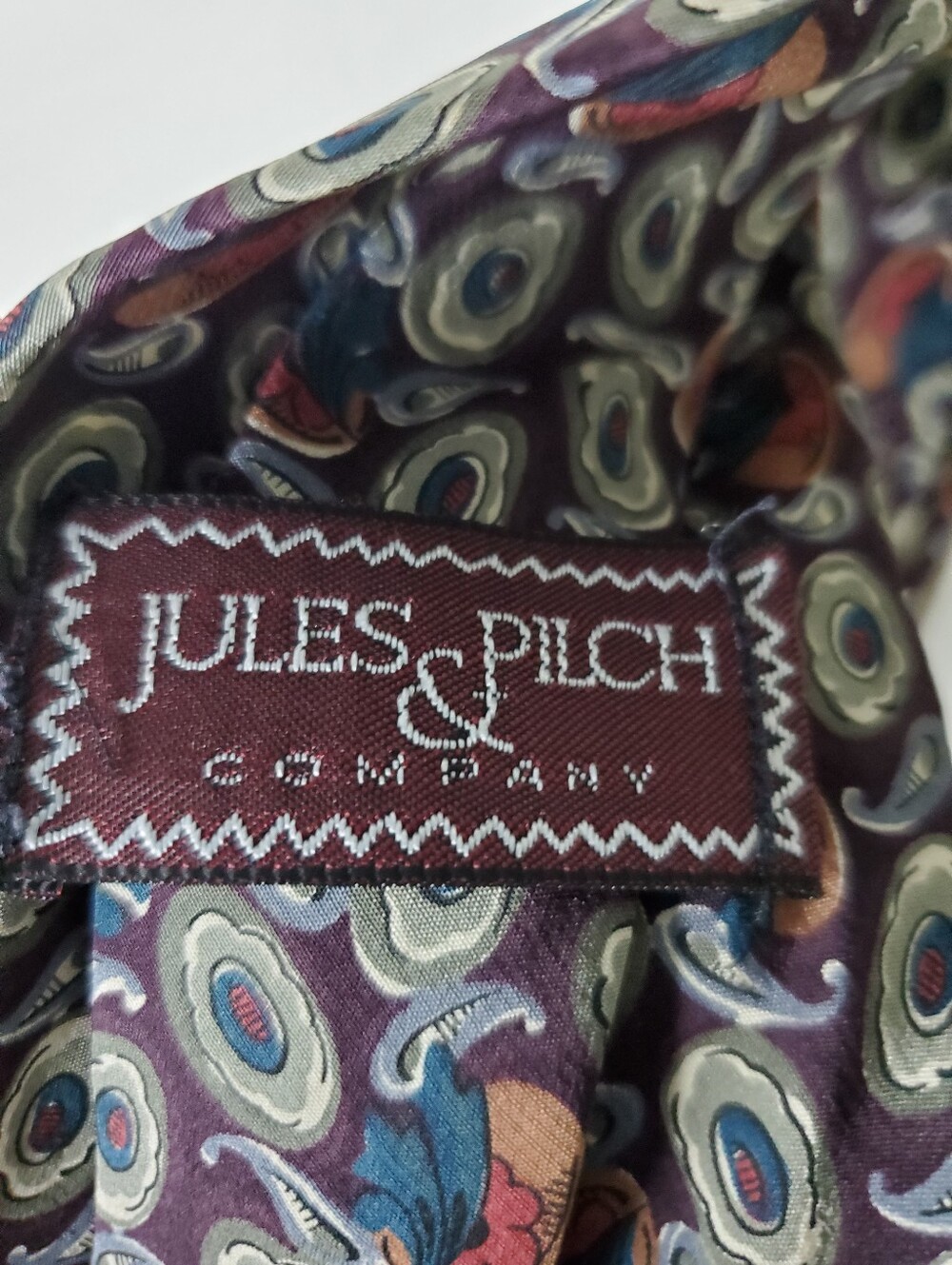 80s 90s Vintage Paisley Pattern Silk Neck Tie